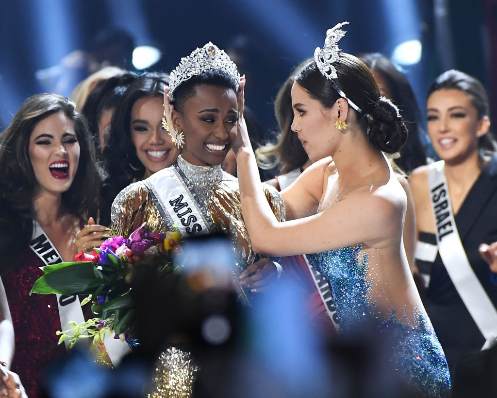 มงลง! “นางงามแอฟริกาใต้”คว้าตำแหน่งมิสยูนิเวิร์ส 2019 สาวผิวสีในรอบ 8 ปี