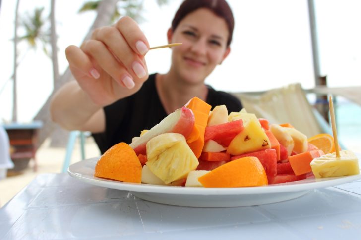 breakfast-1534465_1920 ข้อดี-ข้อเสียของ Fruitarian Diet ควบคุมอาหารด้วยการทานแต่ผลไม้