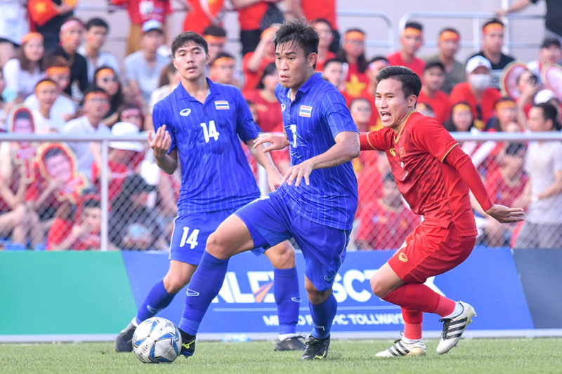 เอกราช เก่งทุกทาง: “ตื่นเถิด ทีมไทย”