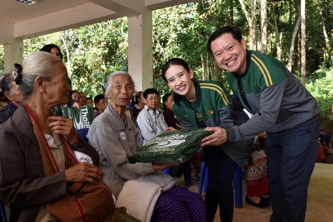 ปี โครงการ “ไทยเบฟ…รวมใจต้านภัยหนาว” ส่งมอบผ้าห่มครบ 4 ล้านผืน 45 จังหวัด สานต่อปณิธานแห่งการ “ให้”  “มากกว่าความอบอุ่น คือสังคมแห่งการให้ที่ยั่งยืน”