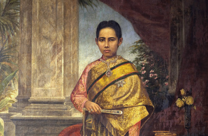 01.สมเด็จพระศรีสวริน ทิรา บรมราชเทวี พระพันวัสสาอัยยิกาเจ้า
