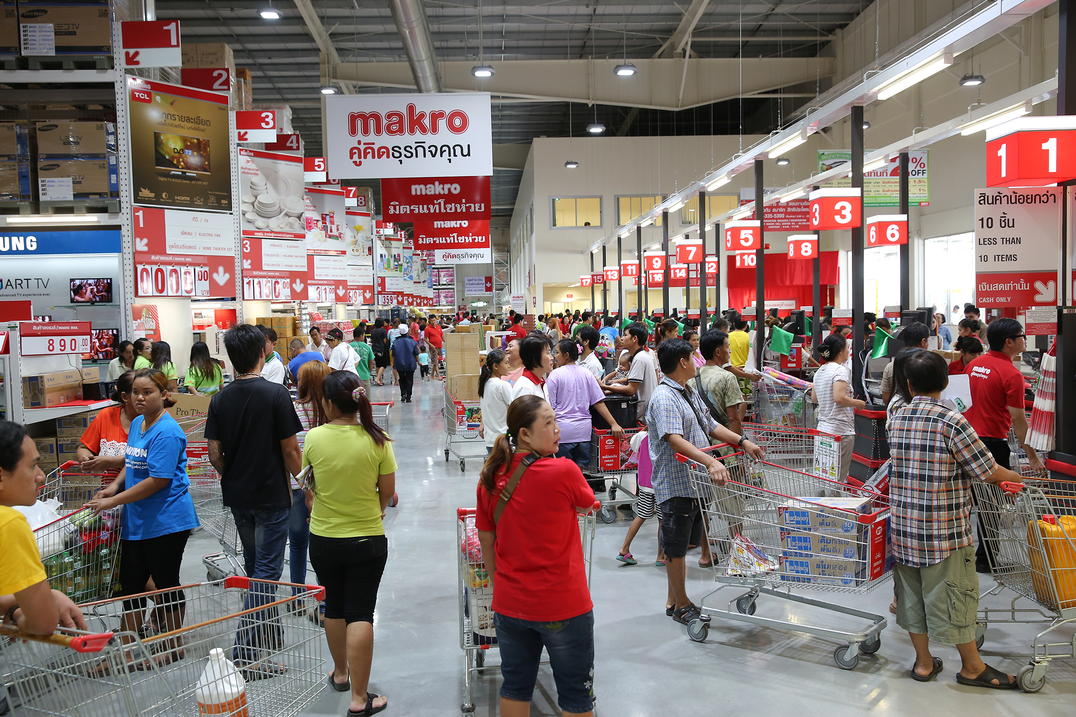 แม็คโคร รับกระแสเลิกใช้ถุงพลาสติกแรง แห่ซื้อถุงทางเลือกรับลูกค้ารักษ์โลก