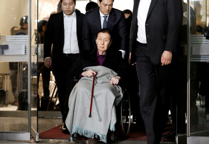 FILE PHOTO: Lotte Group Founder Shin Kyuk-ho arrives for a trial at a court in Seoul