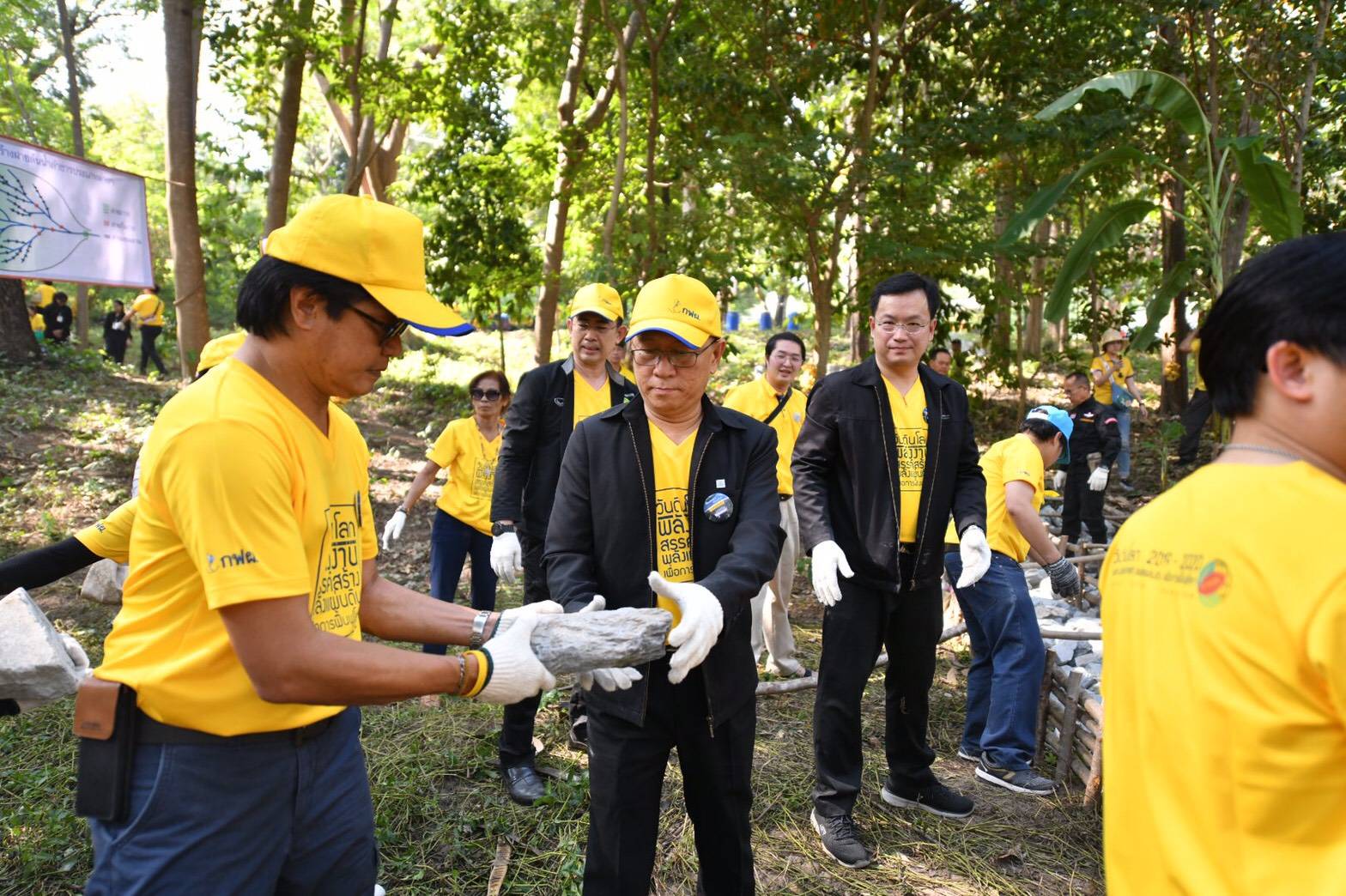 “กฟผ.” สานต่อดูแลสังคม ดันแนวคิดรถเบอร์ 5 ช่วยลดฝุ่น