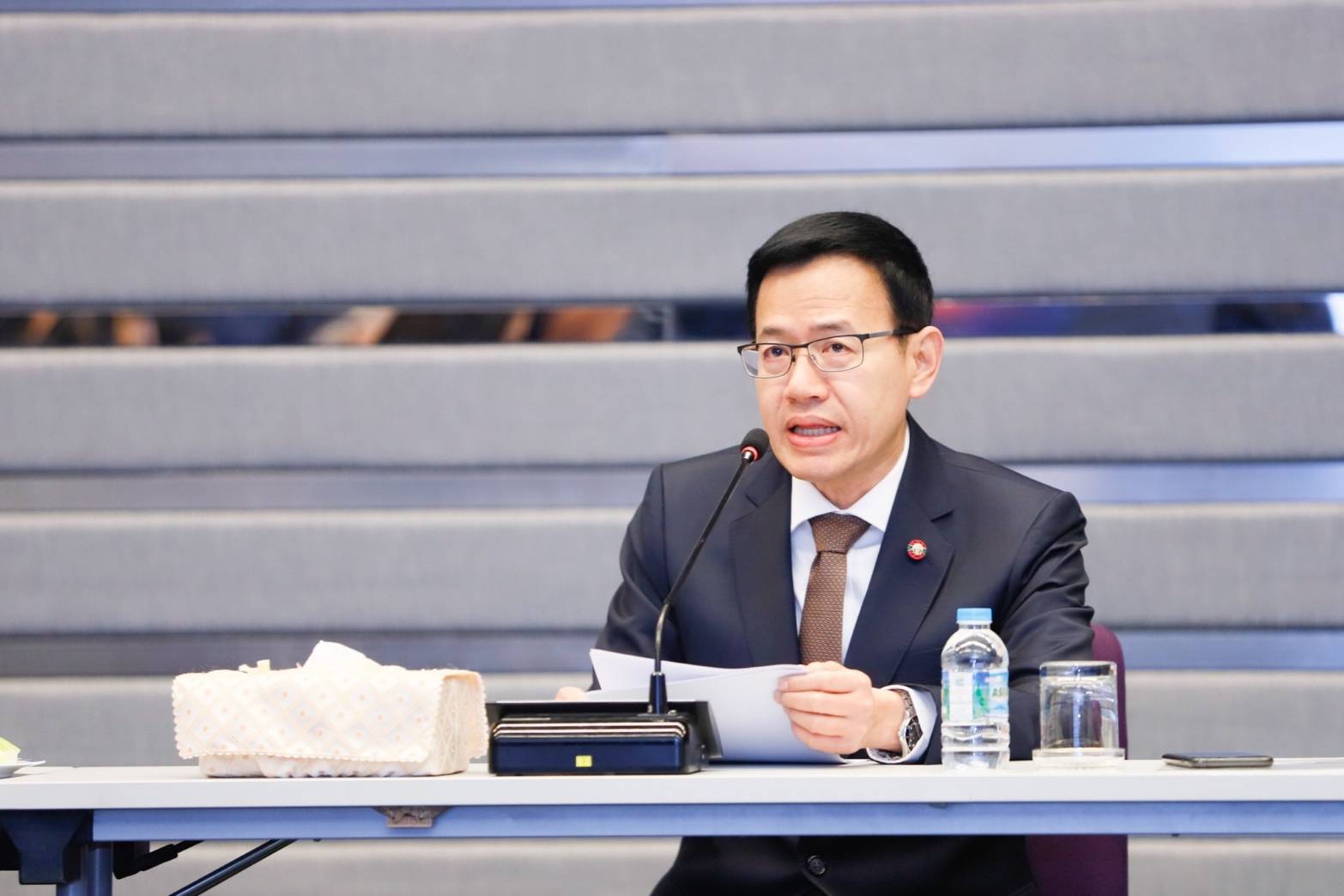 ผุดกรมธรรม์ไวรัสอู่ฮั่น คปภ.-ททท.ปลุกความเชื่อมั่นนักท่องเที่ยวมาไทย