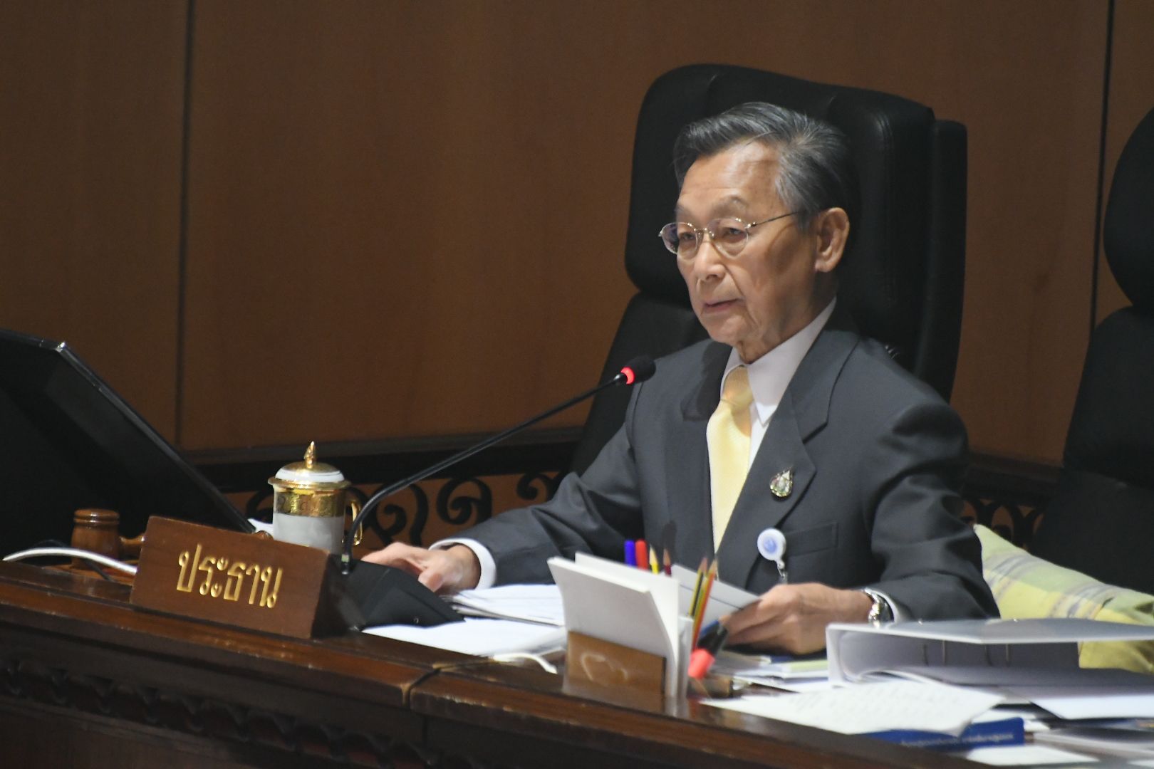 “ยึดมั่นประชาธิปไตย” คำขวัญวันเด็ก ประจำปี 2563 จาก “ลุงชวนหลีกภัย”