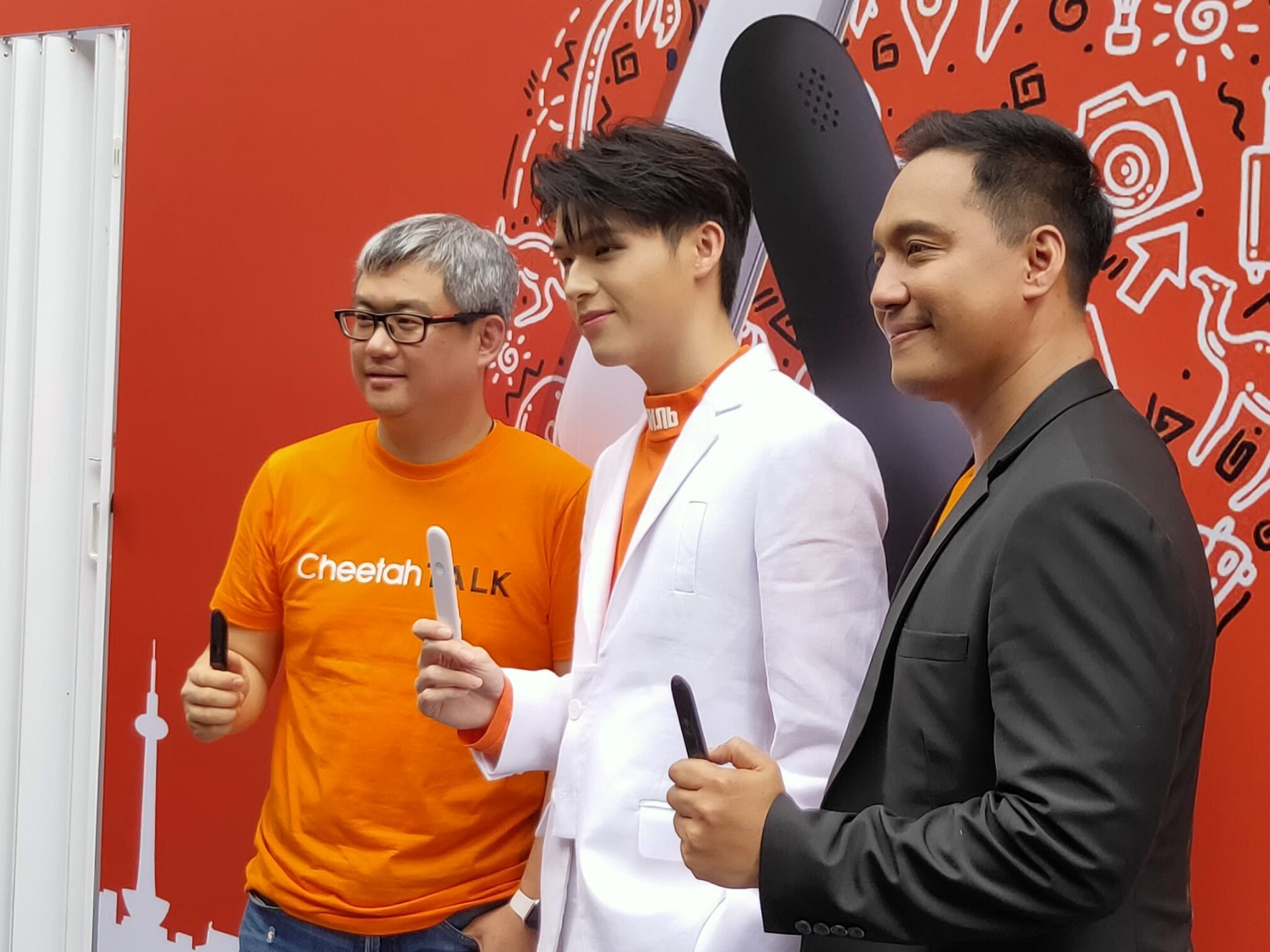 มาถึงเมืองไทยแล้ว “CheetahTALK” เครื่องแปลภาษาสุดล้ำด้วย AI
