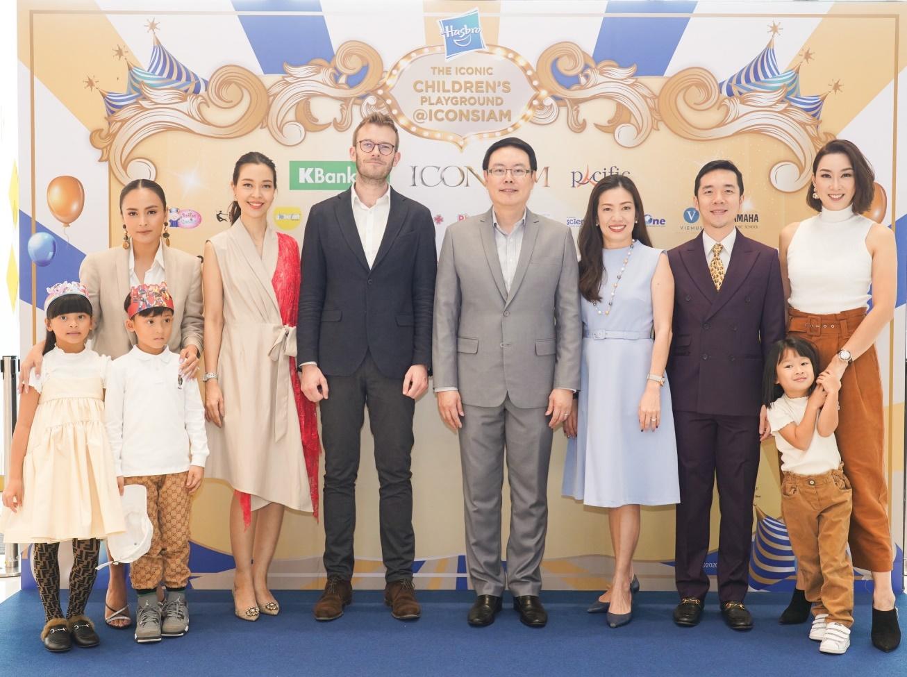 ไอคอนสยาม ฉลองวันเด็กแห่งชาติปี 2563 สร้างปรากฏการณ์ความสุขสุดมหัศจรรย์เต็มรูปแบบครั้งแรกในประเทศไทย ยกขบวนสุดยอดคาแร็กเตอร์การ์ตูนดังที่ครองใจเด็กๆ จากทั่วโลก ในงาน “THE ICONIC CHILDREN’S PLAYGROUND AT ICONSIAM”