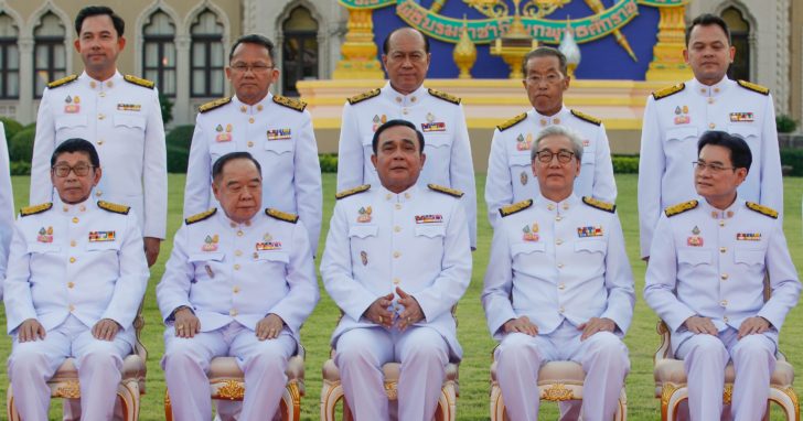 Thailand's Prime Minister, Prayuth Chan-ocha (Millde) with