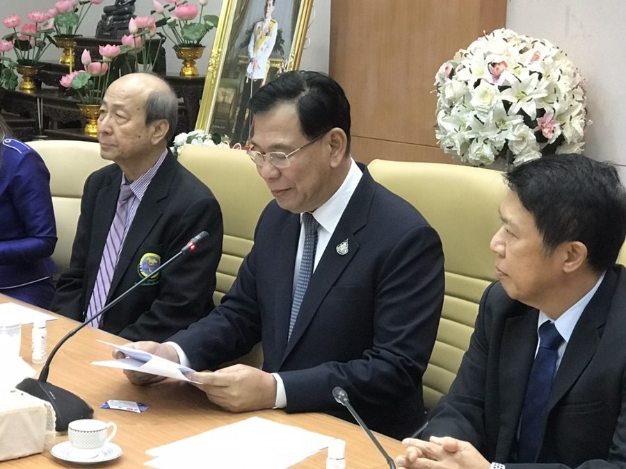สธ.แถลงพบคนไทยติดเชื้อ “ไวรัสอู่ฮั่น” ในประเทศรายแรก เป็นคนขับแท็กซี่รับนักท่องเที่ยวจีน