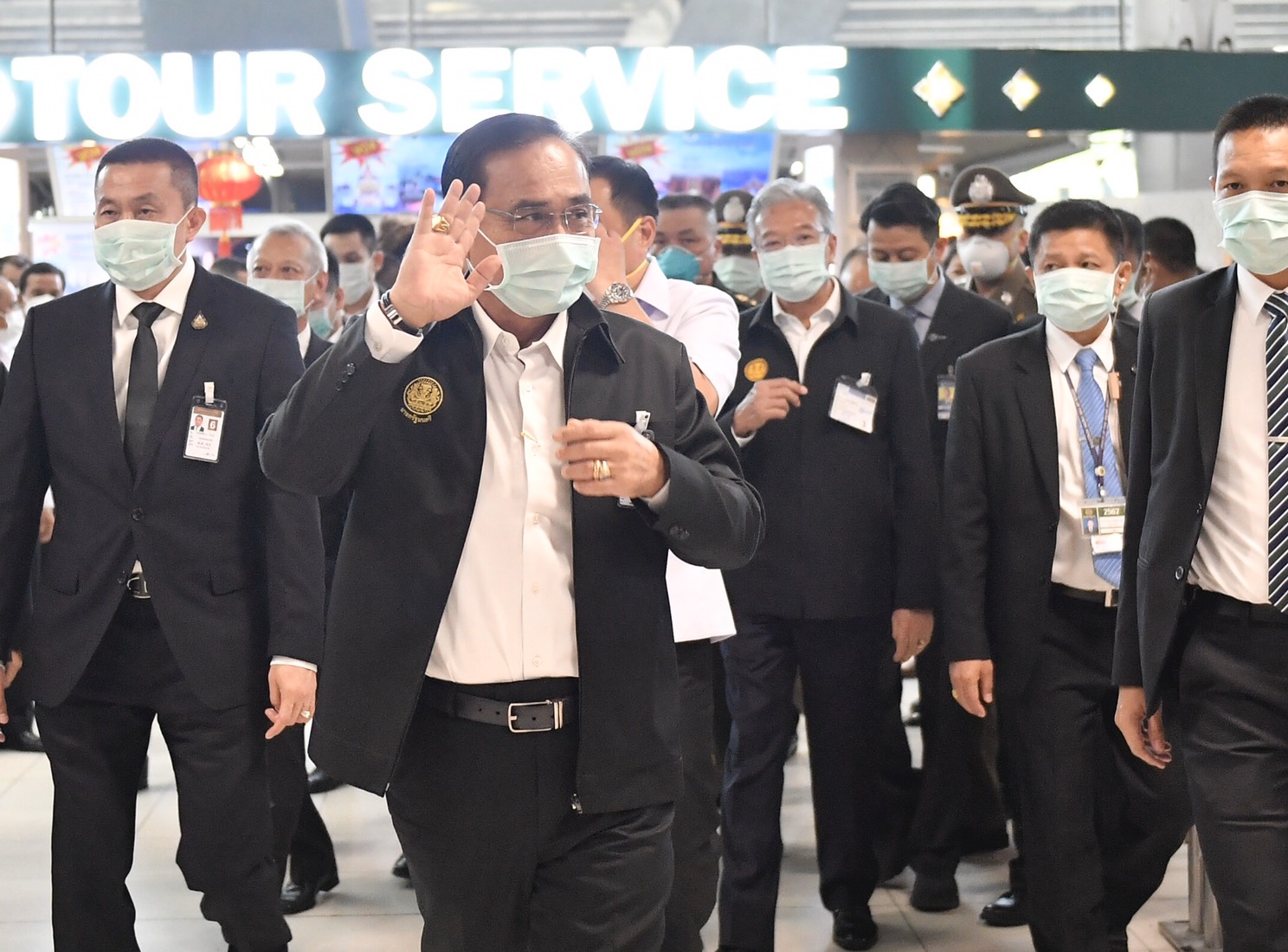 ลุยสุวรรณภูมิ! “ประยุทธ์” ตรวจด่านควบคุมโรค-เที่ยวบินจากจีนมากทม. ป้องกัน “ไวรัสอู่ฮั่น”