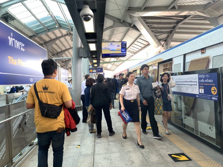 130AFAA2-FD83-430D-9AB5-D8D414DBB1D9 เริ่มวันนี้! รถไฟฟ้าสายสีน้ำเงิน “เตาปูน-ท่าพระ” เปิด6โมงเช้ายันเที่ยงคืนนั่งฟรี8สถานี