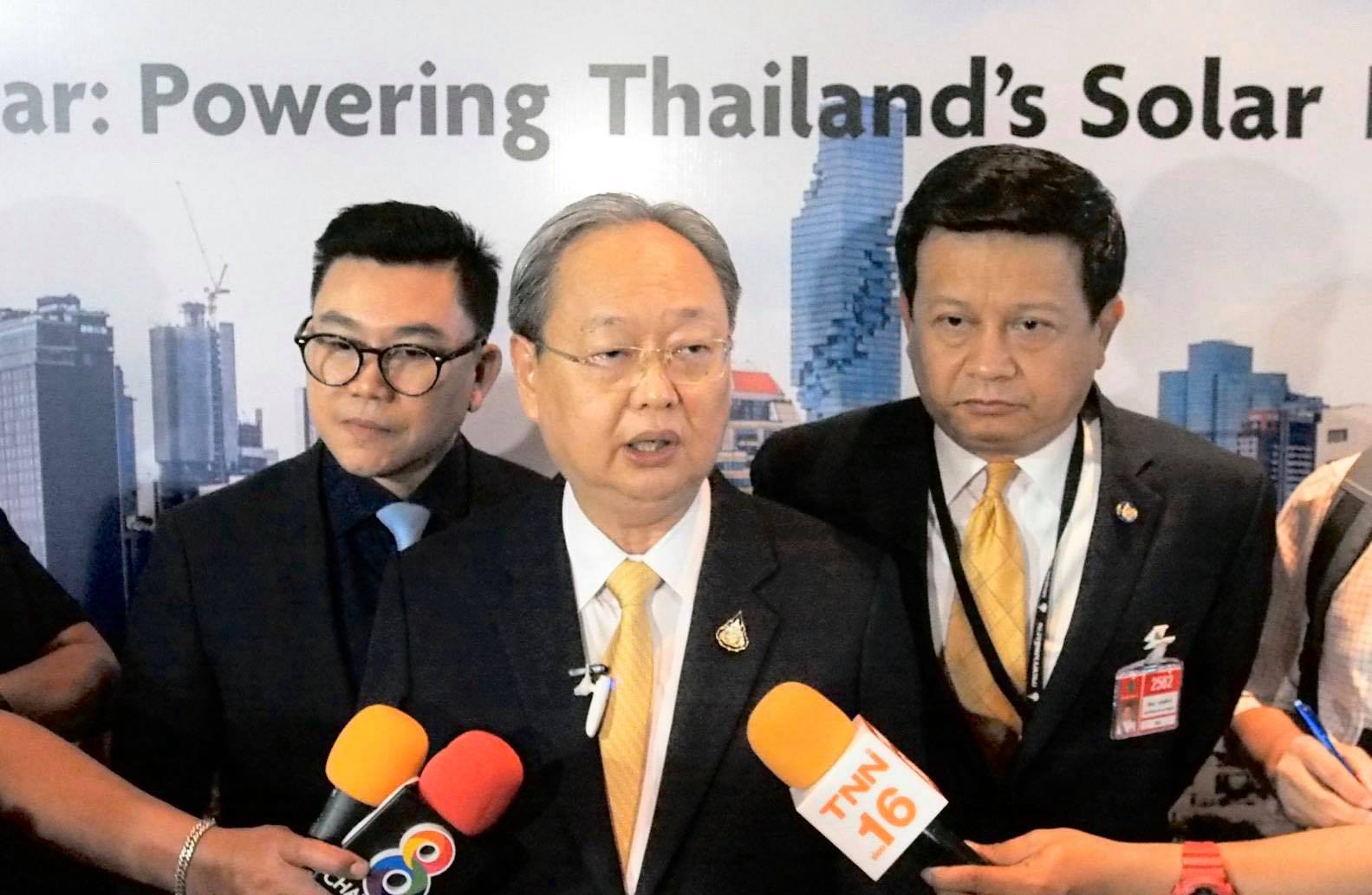 “สนธิรัตน์” ปัดชงเองกินเอง ท้าตรวจสอบหากพบทุจริตโรงไฟฟ้าชุมชนกองทุนอนุรักษ์