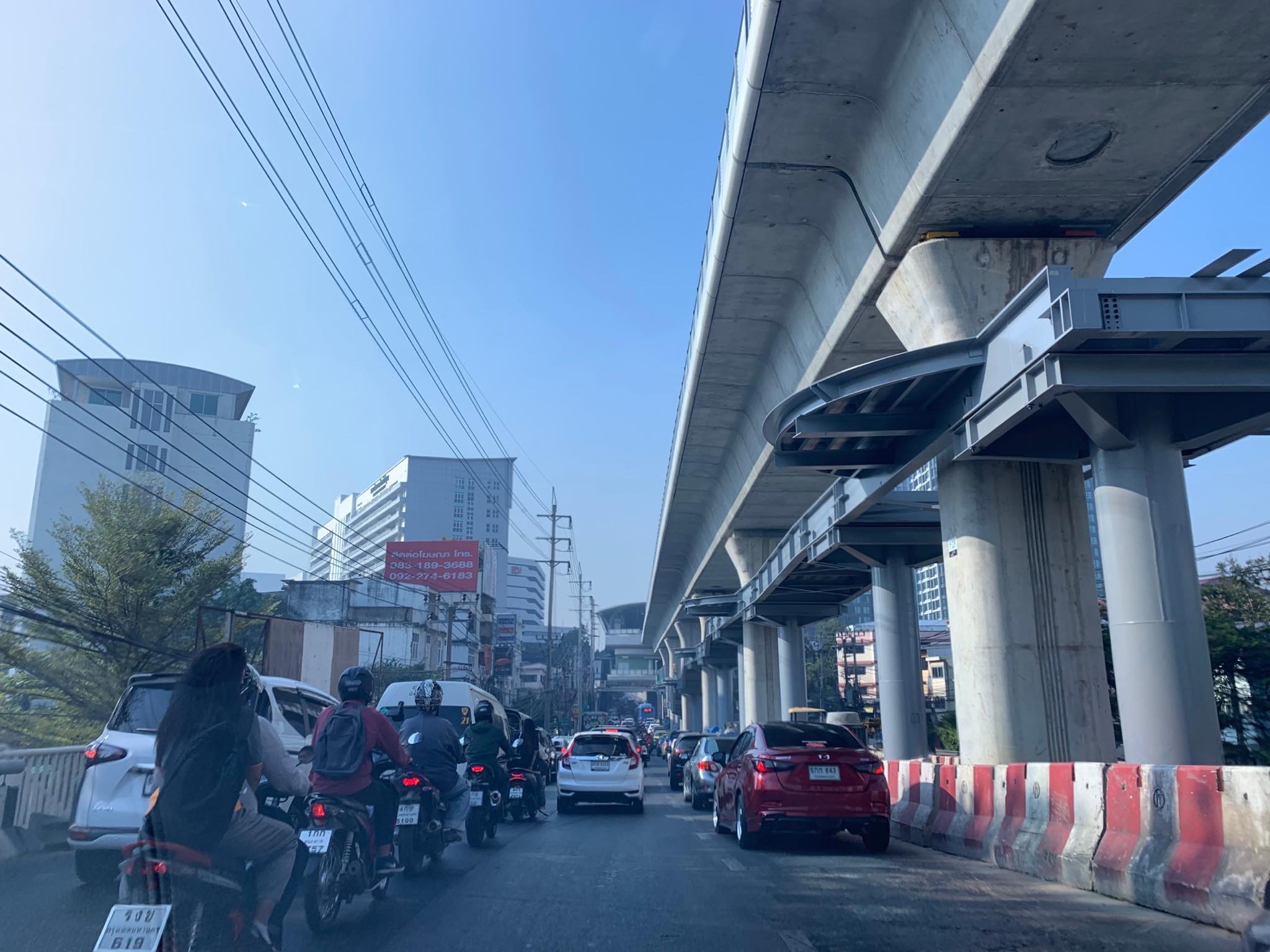 กทม.สั่งหยุด 3 วัน ไซต์ก่อสร้างรถไฟฟ้า-ตึกสูง เริ่มพรุ่งนี้ ลดฝุ่น PM2.5
