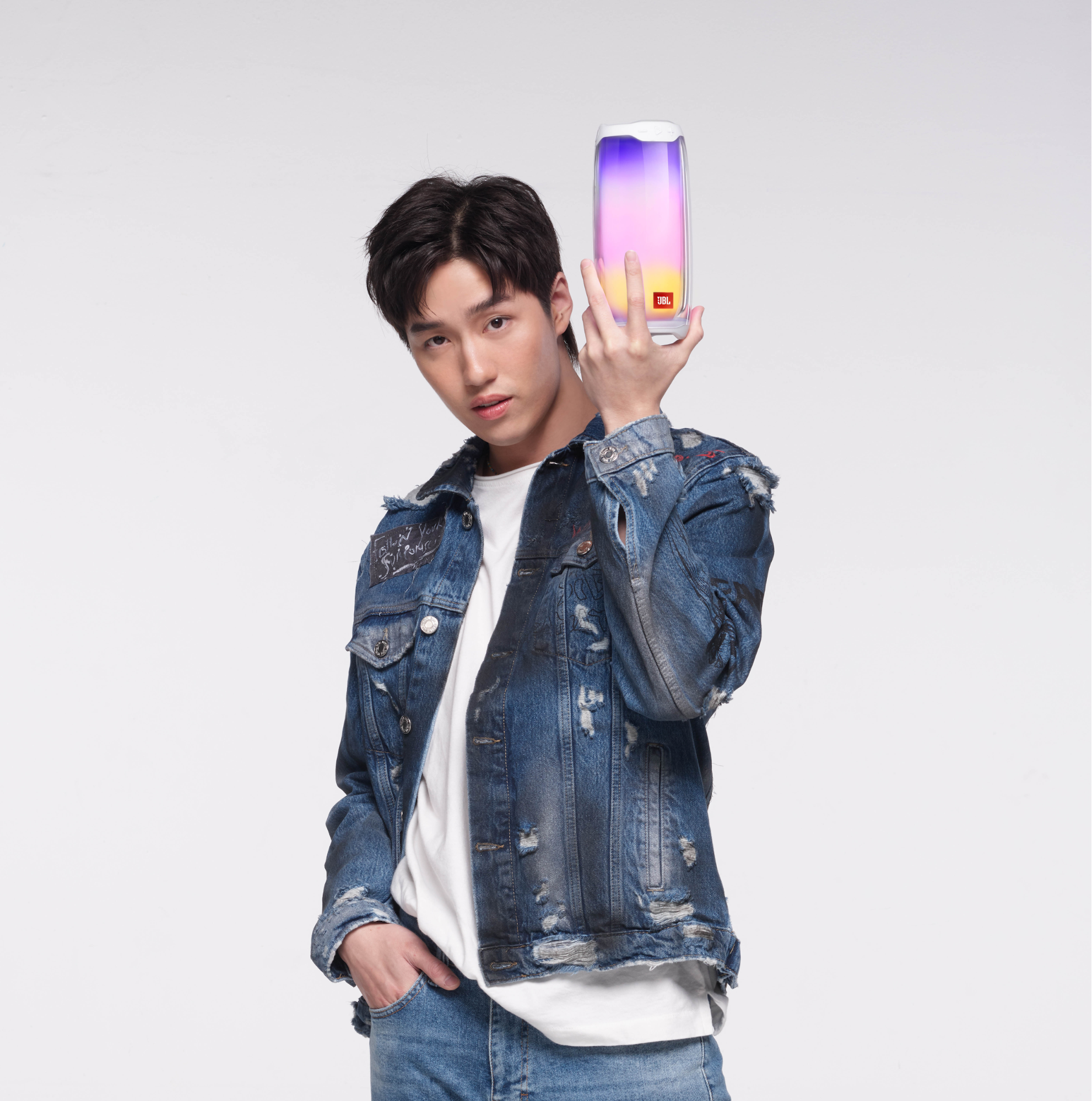 มหาจักรฯ เปิดตัว JBL Brand Presenter ดึง ‘ต่อ ธนภพ’ เสริมทัพ หวังเจาะกลุ่มคนรุ่นใหม่ เล็งบุกตลาดลำโพงและหูฟังเต็มที่ ตั้งเป้าเป็นผู้นำตลาดหูฟัง True Wireless