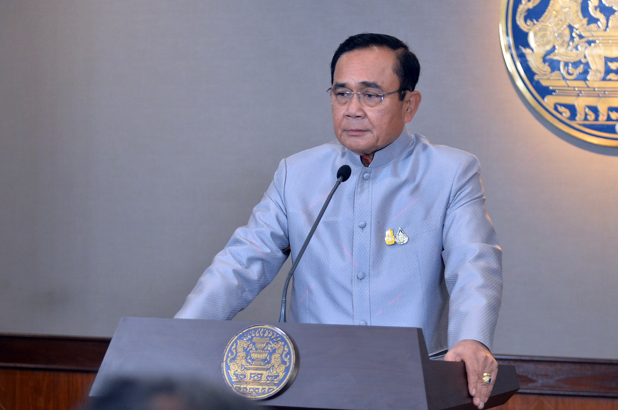“ประยุทธ์” สั่งสอบ ทหารถูกโกงซื้อบ้าน-ที่ดิน เปิดช่องร้องทุกข์ผ่าน ผบ.ทบ.