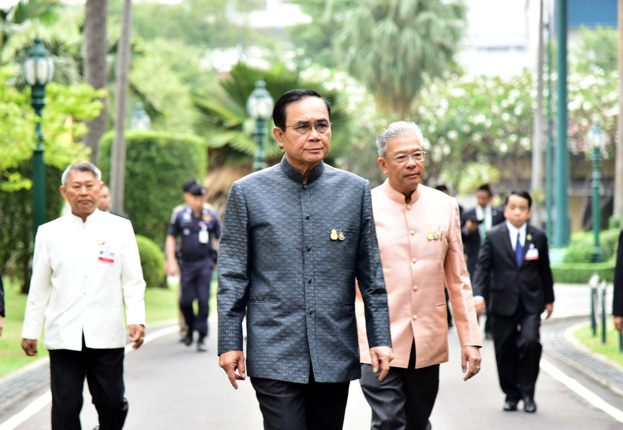 ประยุทธ์ของขึ้น! โวยสื่อ ปมหยุดยาวสงกรานต์ 9 วัน ย้ำ! อยู่ระหว่างการพิจารณา