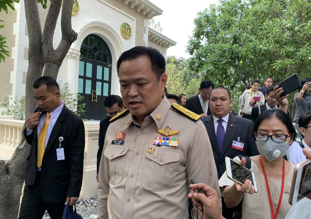 “แอร์เอเชีย” รับคนไทยจาก “อู่ฮั่น” ลงสนามบินอู่ตะเภาพรุ่งนี้