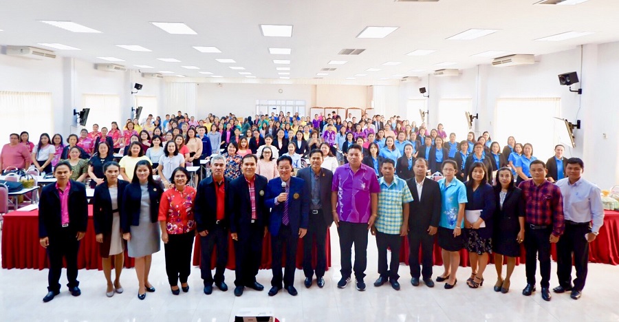 มูลนิธิ ดร.โกวิท วรพิพัฒน์ อบรมครูทำแผนกลยุทธ์ของสถานศึกษาฯ จ.ชุมพร