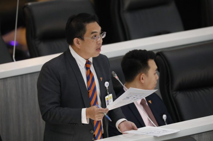 วิโรจน์ ลักขณาอดิศร
