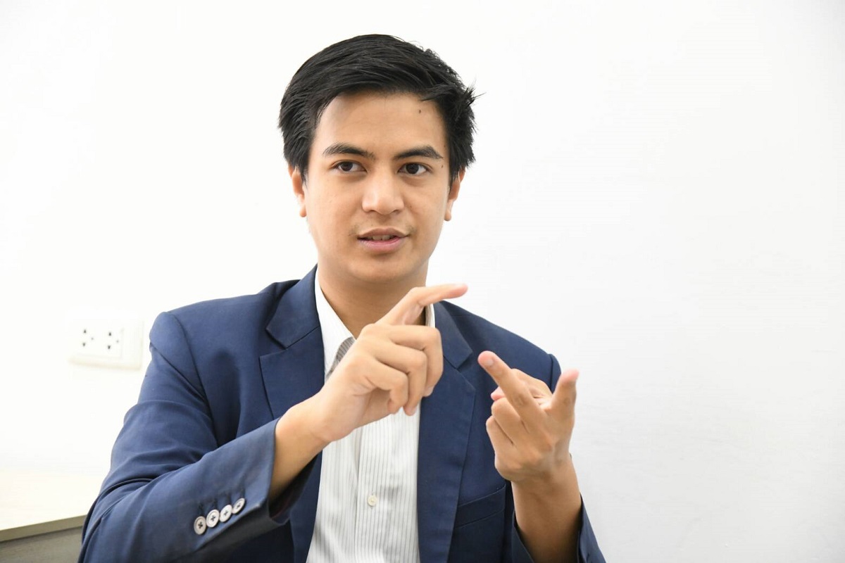 พริษฐ์ : ยุบสภาไม่พอต้องแก้ รธน. ประชาธิปไตย ไม่จำเป็นต้องแลกด้วยเลือด