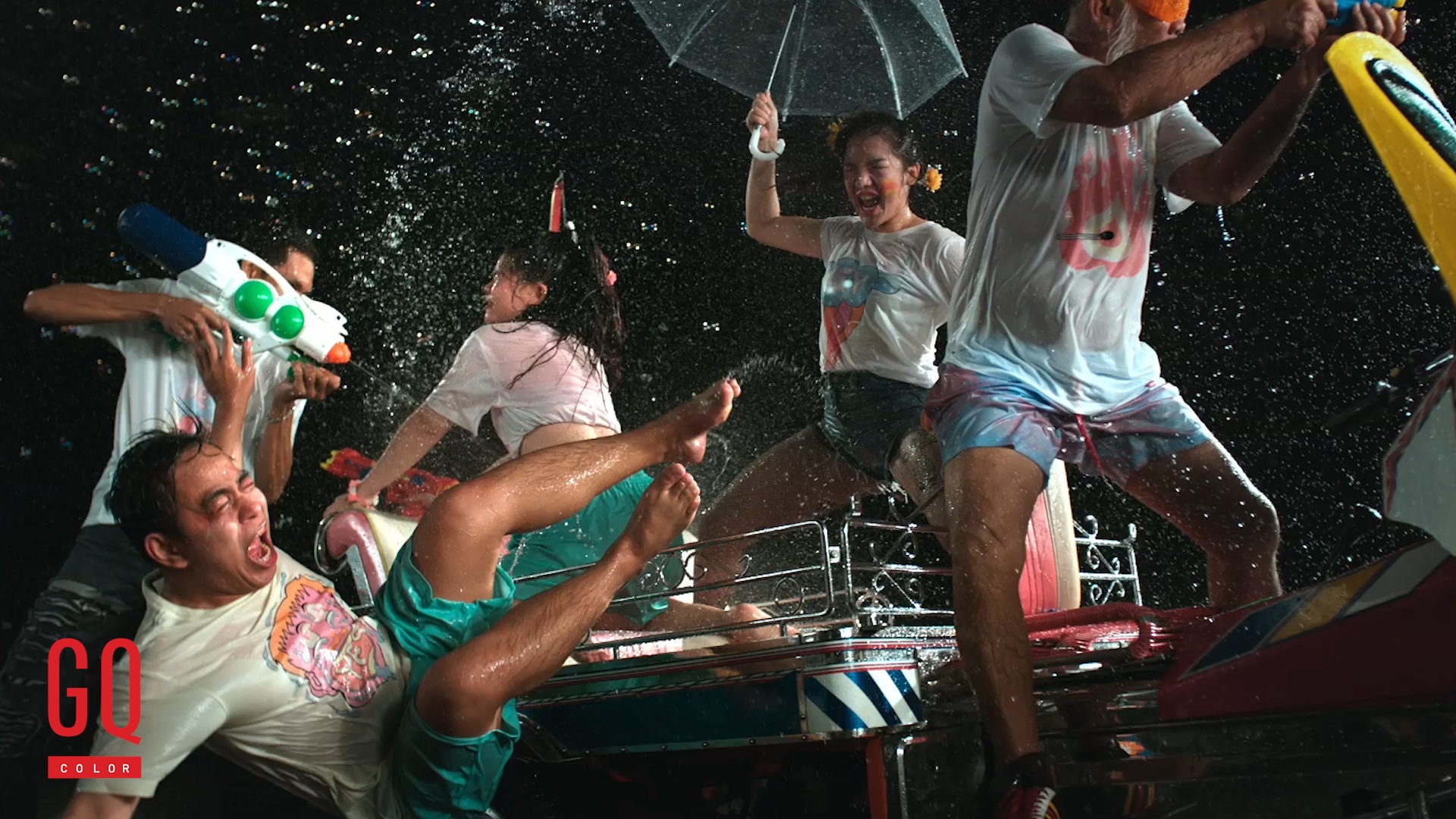 สงกรานต์นี้พี่ต้องปัง GQColor งัดนวัตกรรมเสื้อเปลี่ยนสีได้ ปลุกยอดขายรับซัมเมอร์