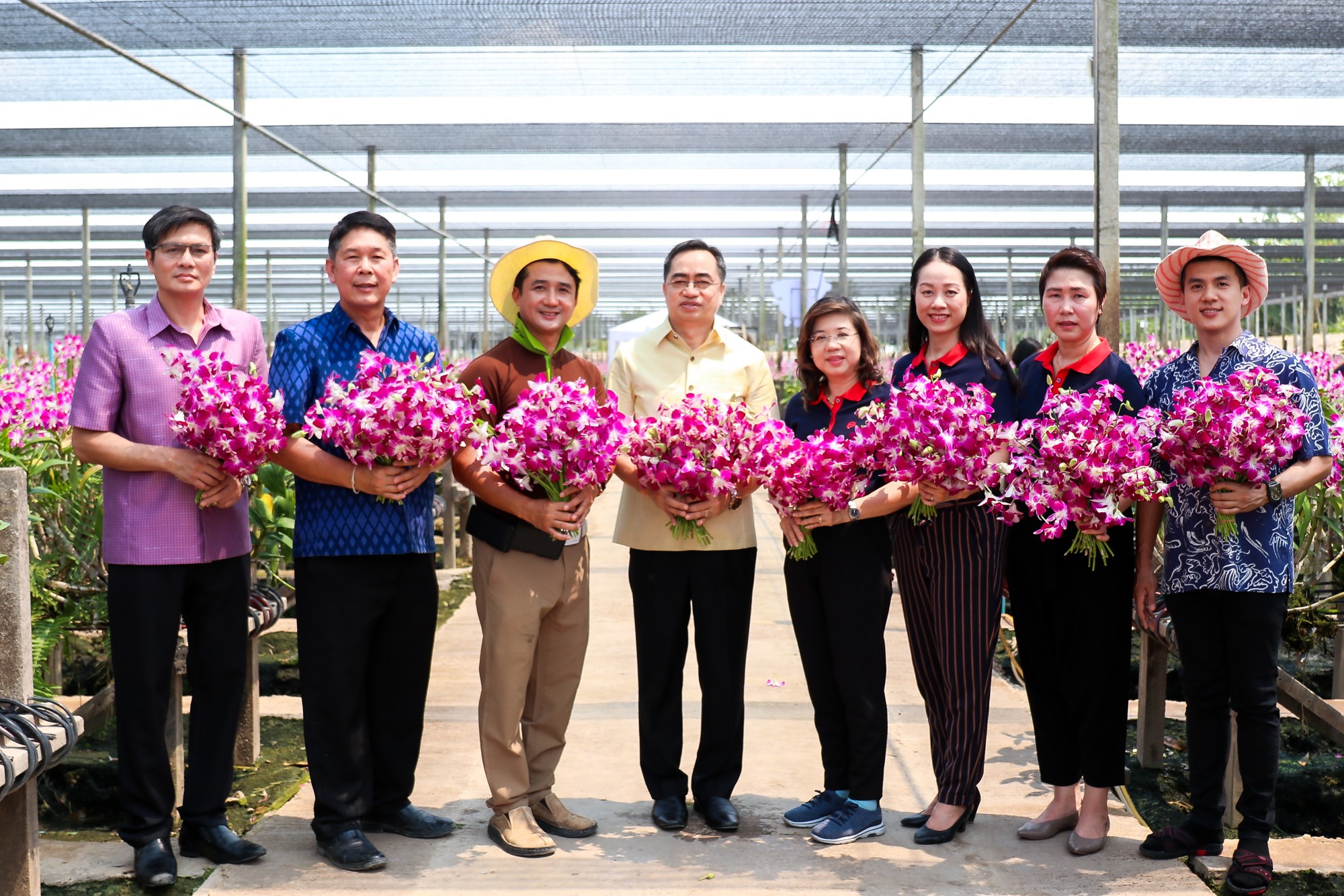“เซ็นทรัลพัฒนา” หนุนเศรษฐกิจไทย เปิดพื้นที่ฟรีช่วยเกษตรกร ช้อป & ชมกล้วยไม้ 1 ล้านช่อ