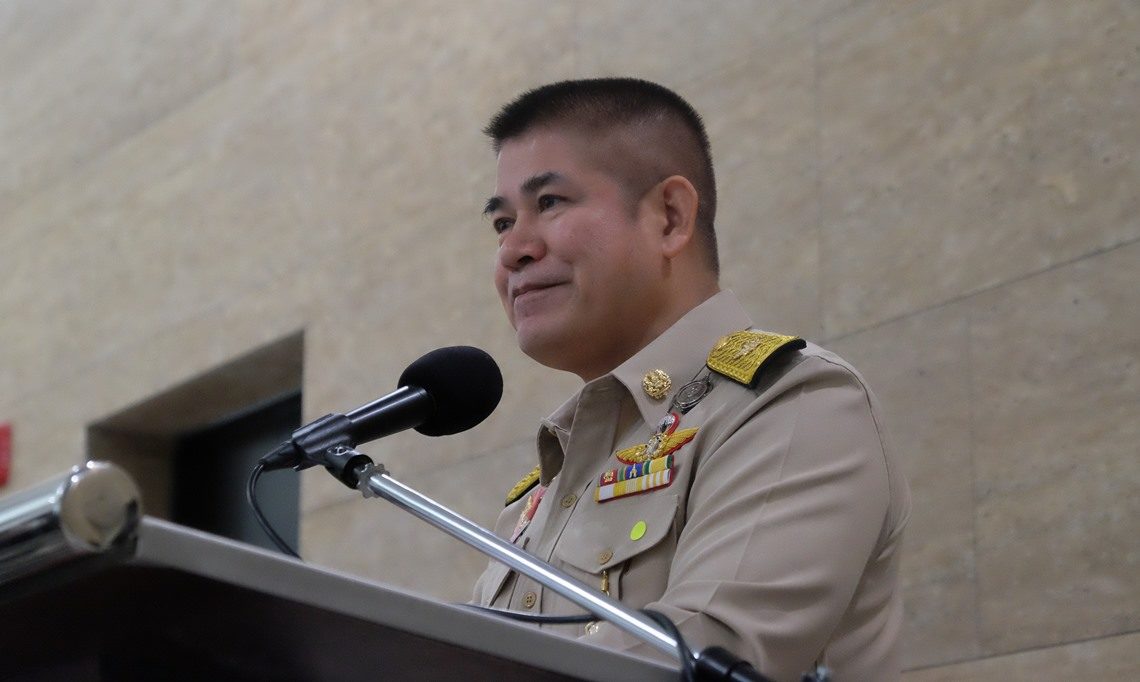 “ธรรมนัส” ปัดเอี่ยวตุนหน้ากากอนามัย 200 ล้านชิ้น สั่งสอบลูกทีม หากผิดจริงไม่เอาไว้แน่นอน