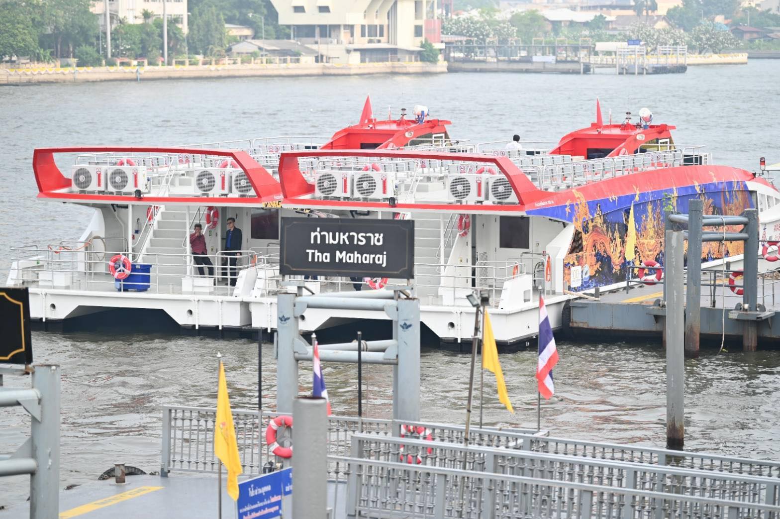 “เรือด่วนเจ้าพระยาติดแอร์” วิ่งนนทบุรี-สาทรเชื่อมรถไฟฟ้า 30 นาที 30 บาท ตลอดสายเริ่มพ.ค.นี้