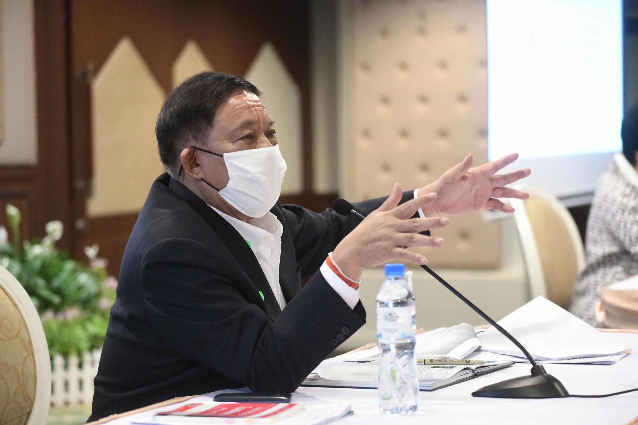 กทม. คลอดแนวทางรับมือโควิด-19 ฝ่าฝืนปรับ 1 แสนคุก 1 ปี
