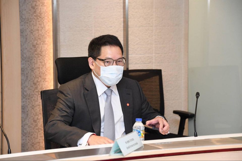 “อุตตม” ย้ำพรุ่งนี้เปิดลงทะเบียนรับเงินเยียวยา 5 พันบาท ไม่จำกัดแค่ 3 ล้านคน แนะทำผ่านออนไลน์