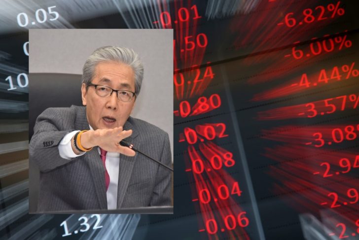 Views Of The Financial District As Global Funds Pull $2.1b From Thai Bonds and Equities On Increased Instability