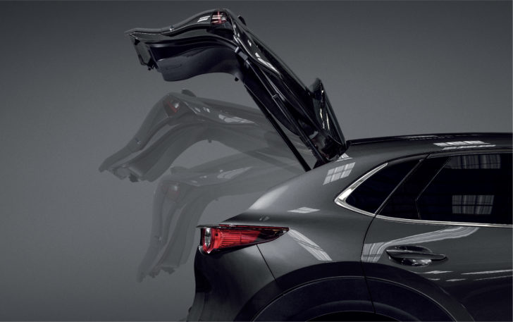 AW_BR_All-New Mazda CX-30_P32-4