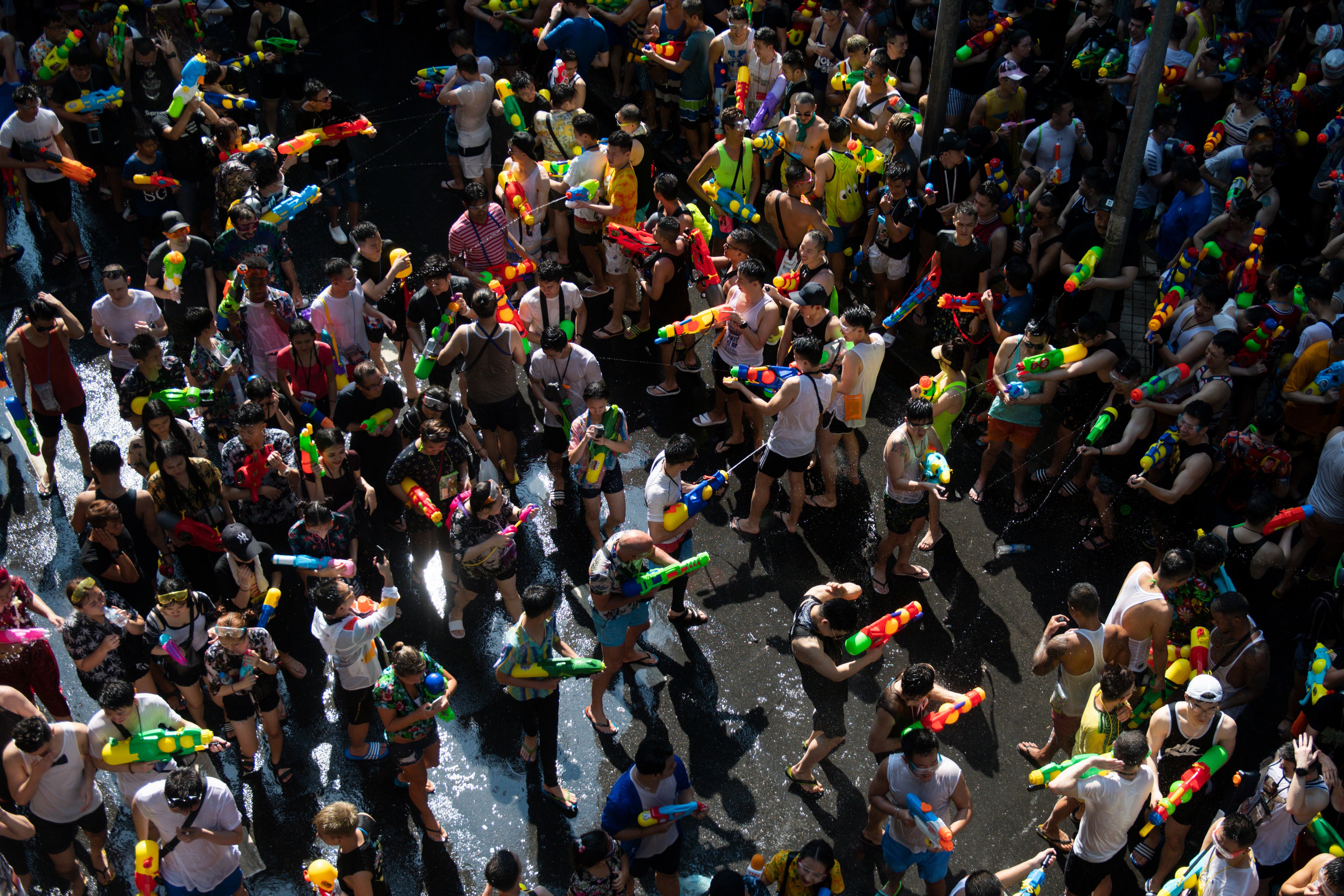 โควิด-19 ทำพิษ! งดจัดงาน “สงกรานต์ถนนข้าวเหนียว-วันไหลบางแสน”