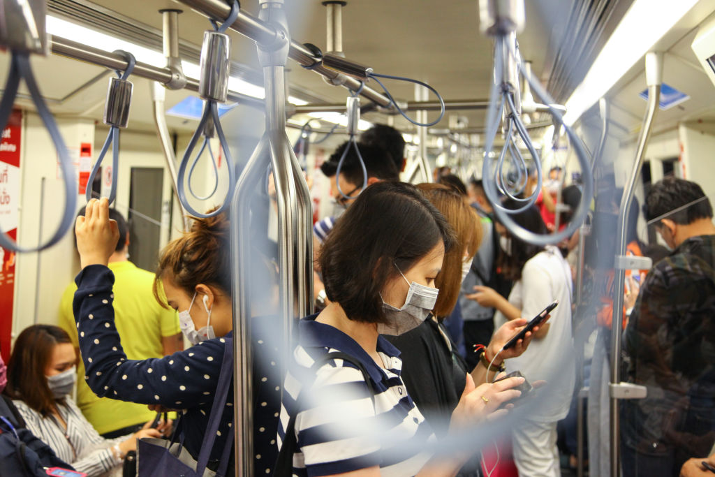 ประกาศ! “บีทีเอส” ขอความร่วมมือผู้โดยสารใส่หน้ากากบนรถไฟฟ้าตลอดเวลา​ป้องกันโควิด-19