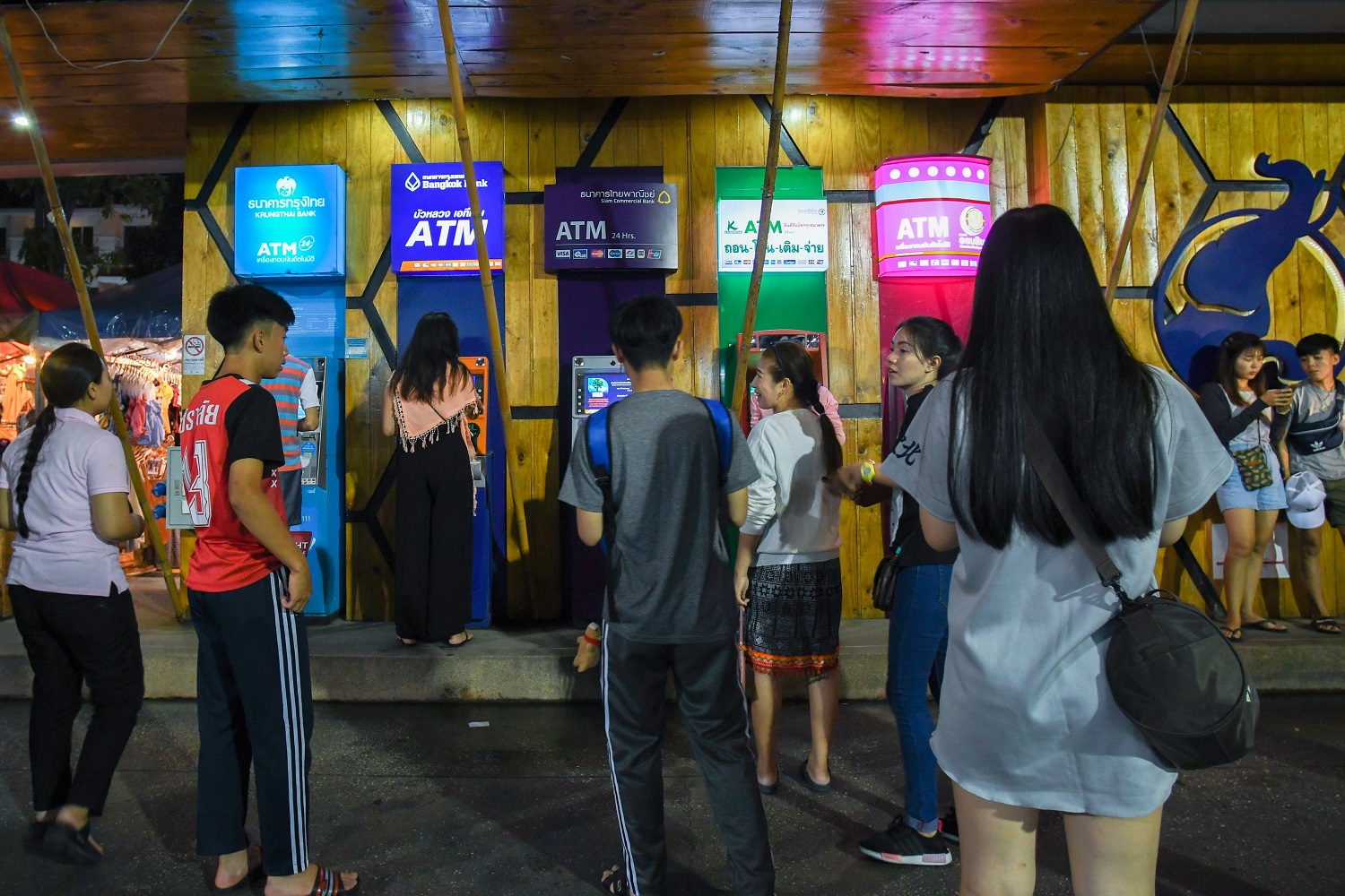 ระบบธนาคารยันพร้อมให้บริการการเงินต่อเนื่องแม้รัฐงัด พ.ร.ก.ฉุกเฉินคุมโควิด-19