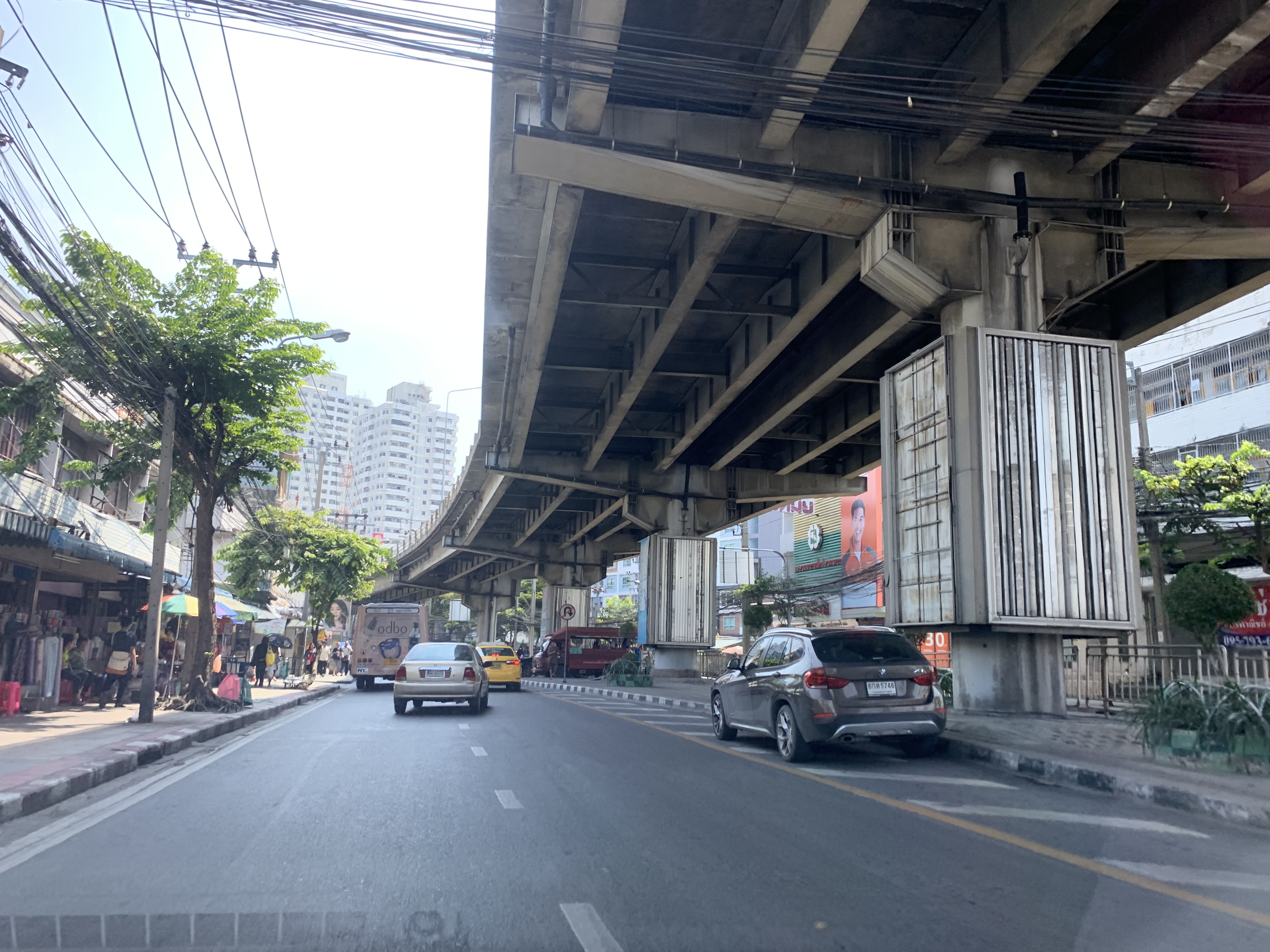 13 เม.ย. รื้อ “สะพานบางกะปิ” สร้างใหม่+สกายวอล์กรับรถไฟฟ้า