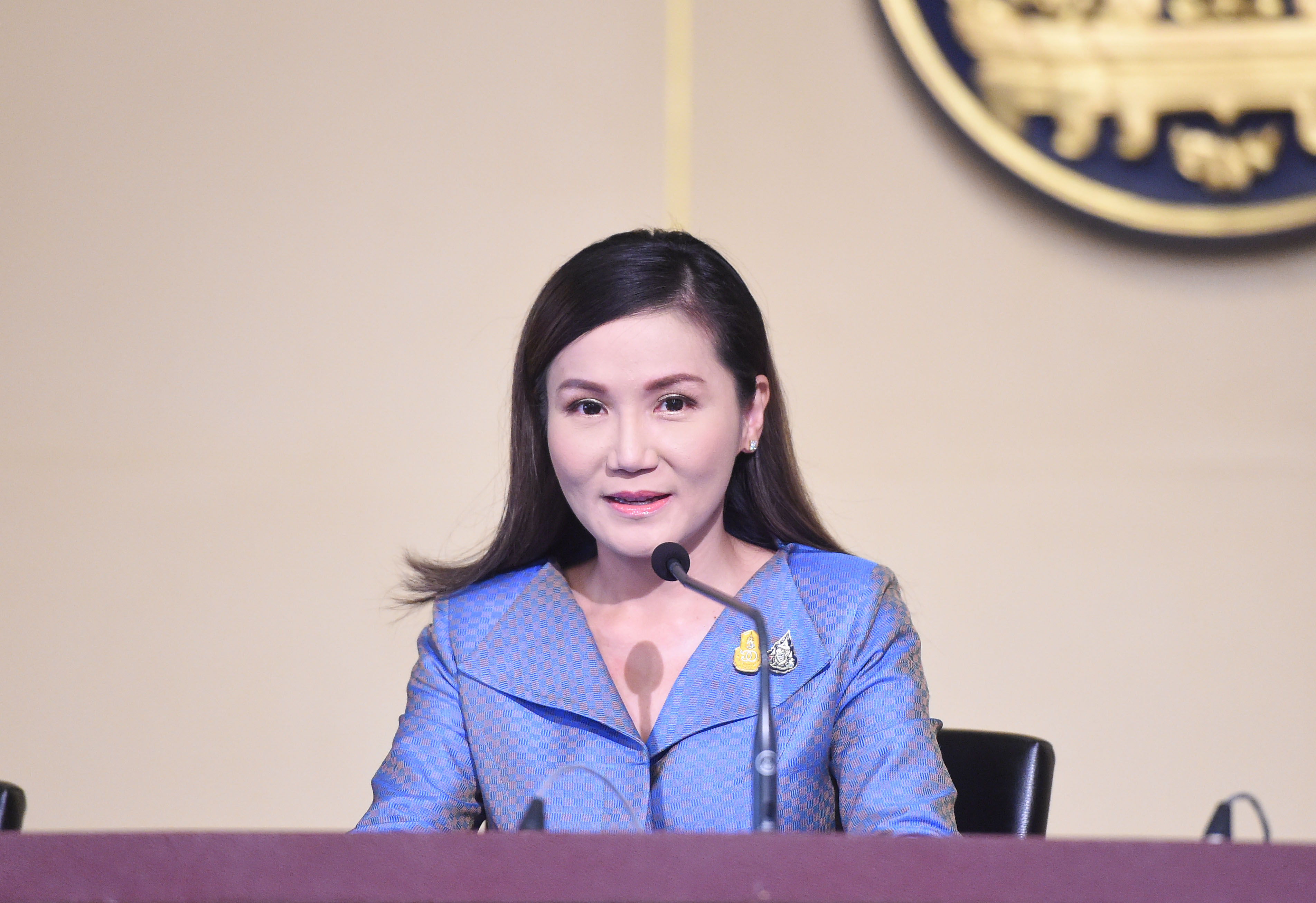 ครม.ตั้ง รมว.มหาดไทยคุมกักตุนสินค้าอุปโภค-บริโภค