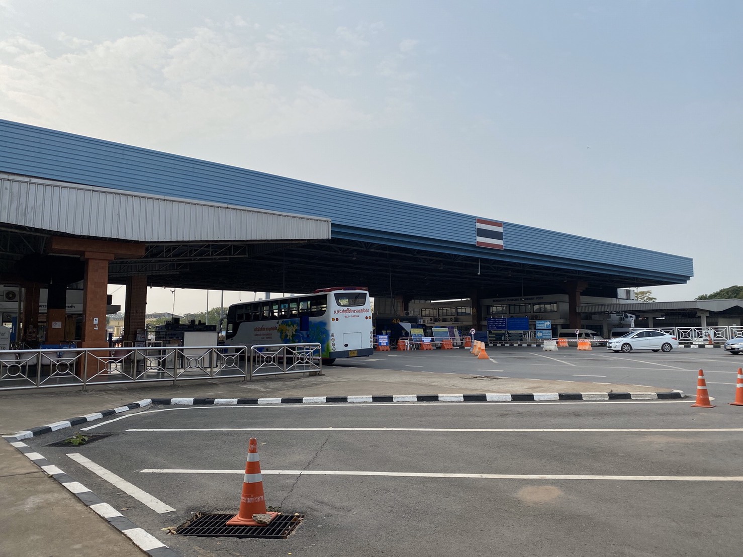 หนองคาย ด่านพรมแดนเงียบเหงา ผู้ว่าฯเตรียมปิดด่านพรมแดนไทย-ลาว พรุ่งนี้