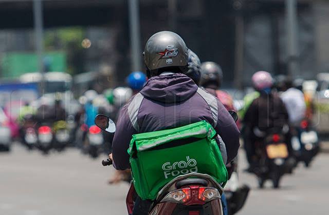 Grab เอาด้วย ขานรับมาตรการคุมเข้มขับขี่บนทางเท้าสร้างวินัยจราจร