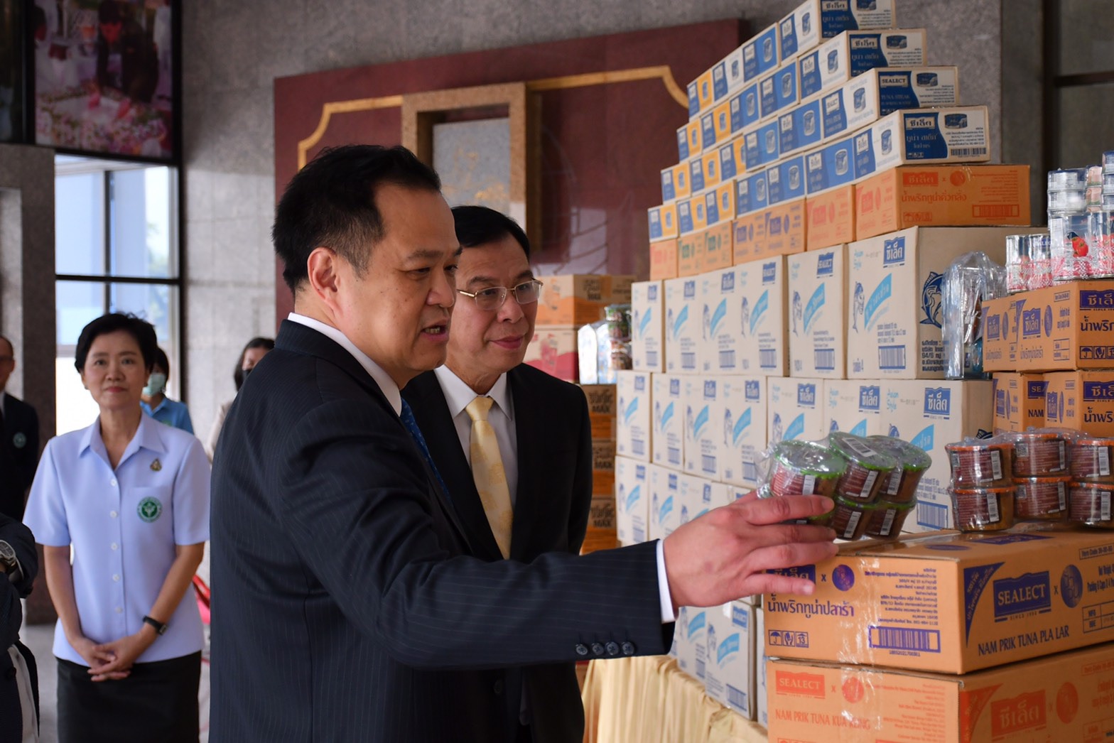 “ทียู” ส่งเสบียง ซีเล็ค-ฟิชโชถึงบุคลากรทางการแพทย์รับมือภัย COVID-19