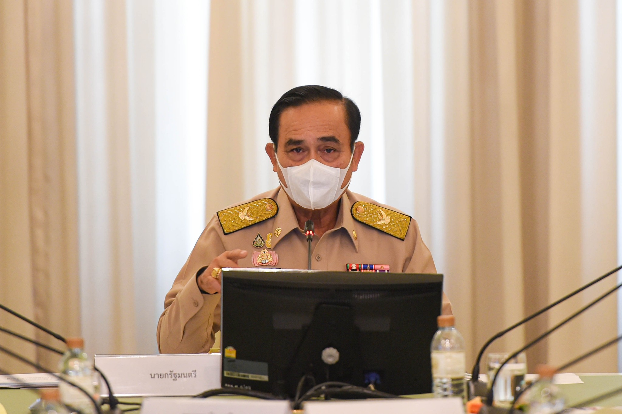 ครม.เคาะ “กู้-เกลี่ย-โยกงบประมาณฯ” แจก 5,000 บาท “เราไม่ทิ้งกัน” 21 ล้านคน