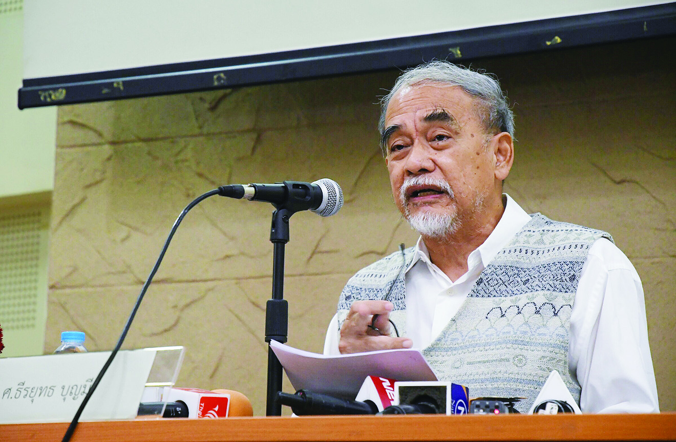 ‘เมษาชี้ชะตาประเทศ’ บทความโดย ธีรยุทธ บุญมี เสนอทัศนะสู้สงคราม ‘โควิด’