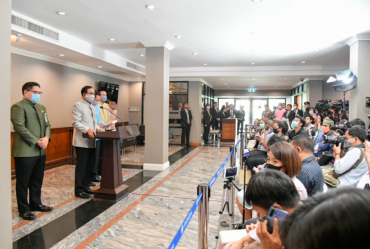 กระชับพื้นที่สื่อ ! ทำเนียบประกาศมาตรการป้องกันแพร่เชื้อโควิด-19 “ประยุทธ์-ครม.”
