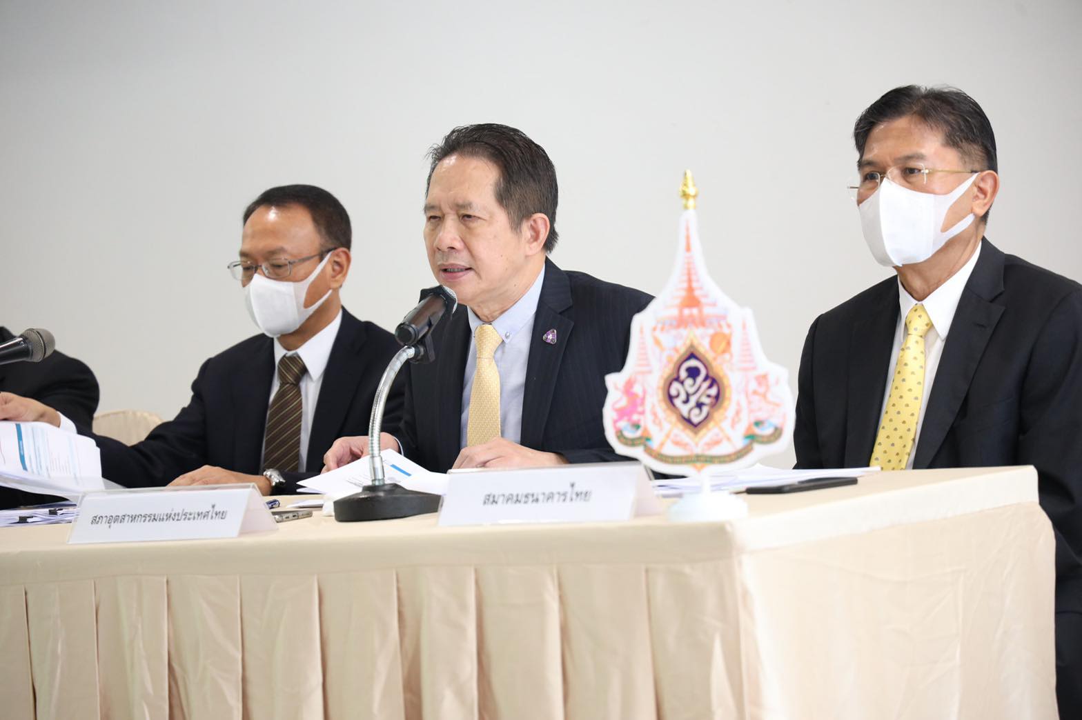 “สุพันธุ์” ชง 5 มาตรการด่วน จี้รัฐเร่งเยียวยา SMEs และแรงงาน