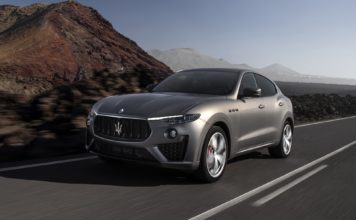 มาเซราติ ลาแวนเต้ Grigio Matte Edition