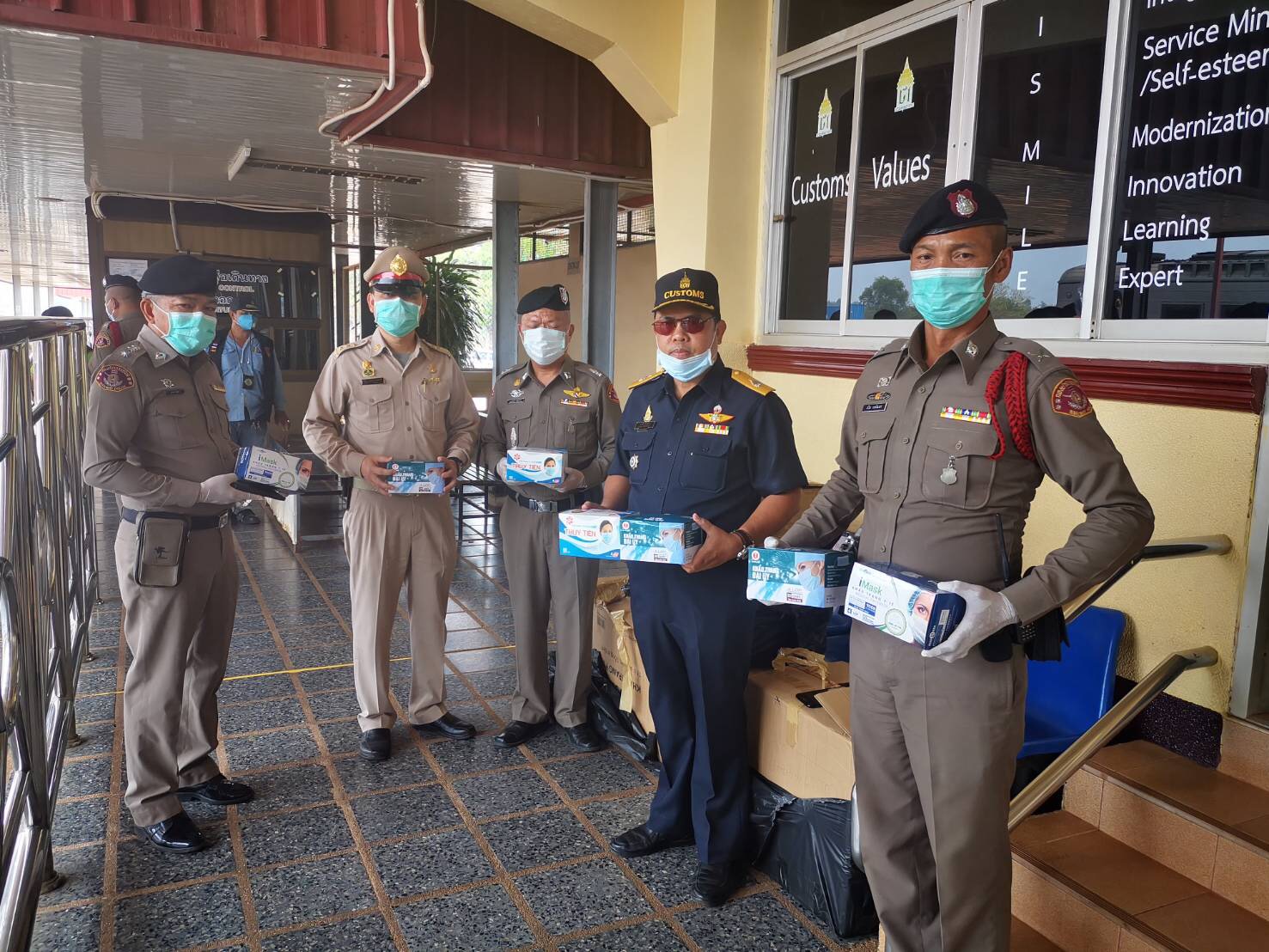 ตำรวจรถไฟจับกุม ”หน้ากากอนามัย” ผิดกฎหมาย1หมื่นชิ้นนำเข้าจากเวียดนามคาด่านหนองคาย