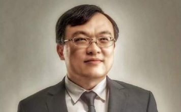 “หมอธีระ” เตือนอย่าให้การเมืองตัดสินชีวิตคน หวั่นโควิดระบาดซ้ำ