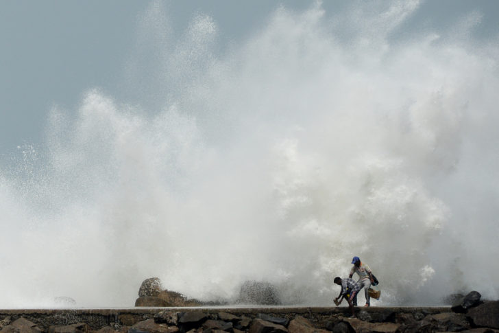 INDIA-BANGLADESH-WEATHER-CYCLONE