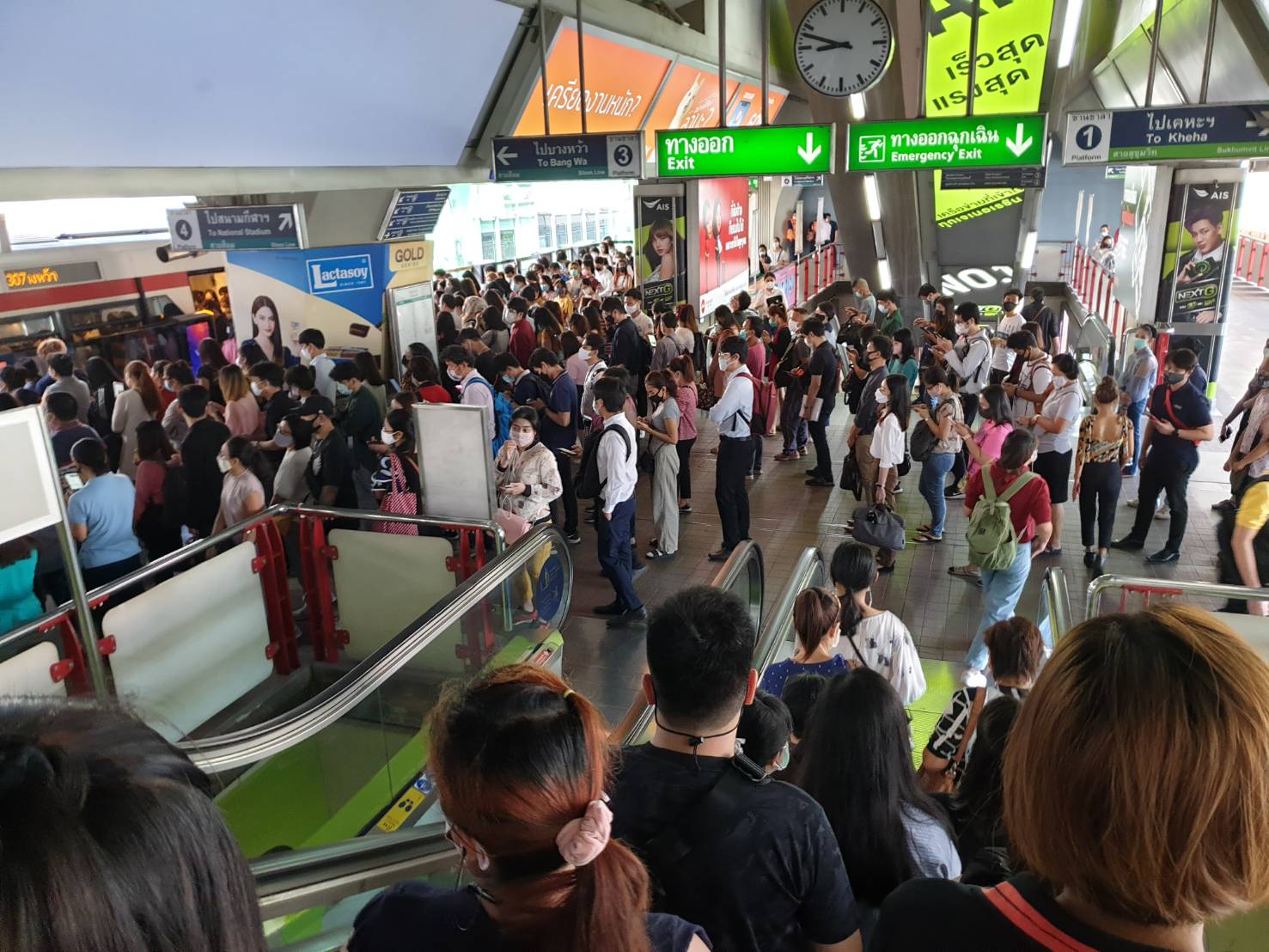 ขนส่งแน่น! คมนาคมขอเอกชน-รัฐ ‘ทำงานที่บ้าน-เหลื่อมเวลา’